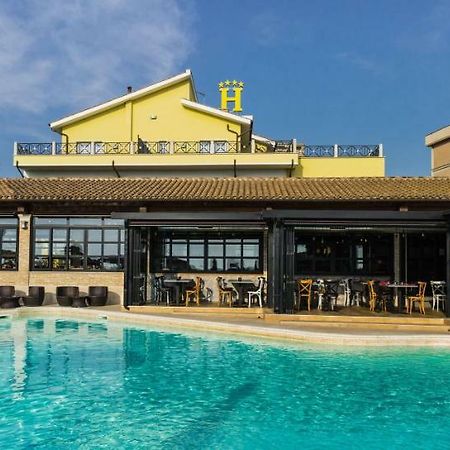 Hotel Villa Tirreno Tarquinia Extérieur photo