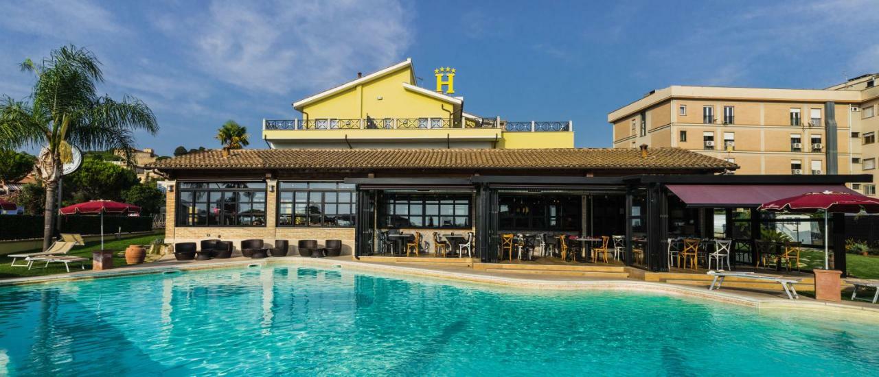 Hotel Villa Tirreno Tarquinia Extérieur photo